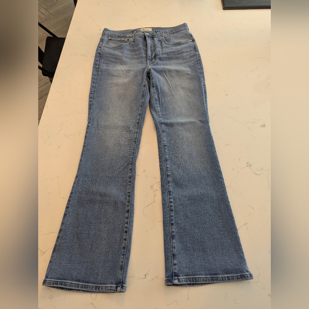 Madewell Mid-rise Kick Out Jeans